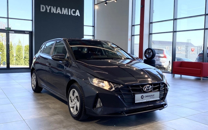 hyundai i20 kobyłka Hyundai i20 cena 63900 przebieg: 27300, rok produkcji 2022 z Kobyłka